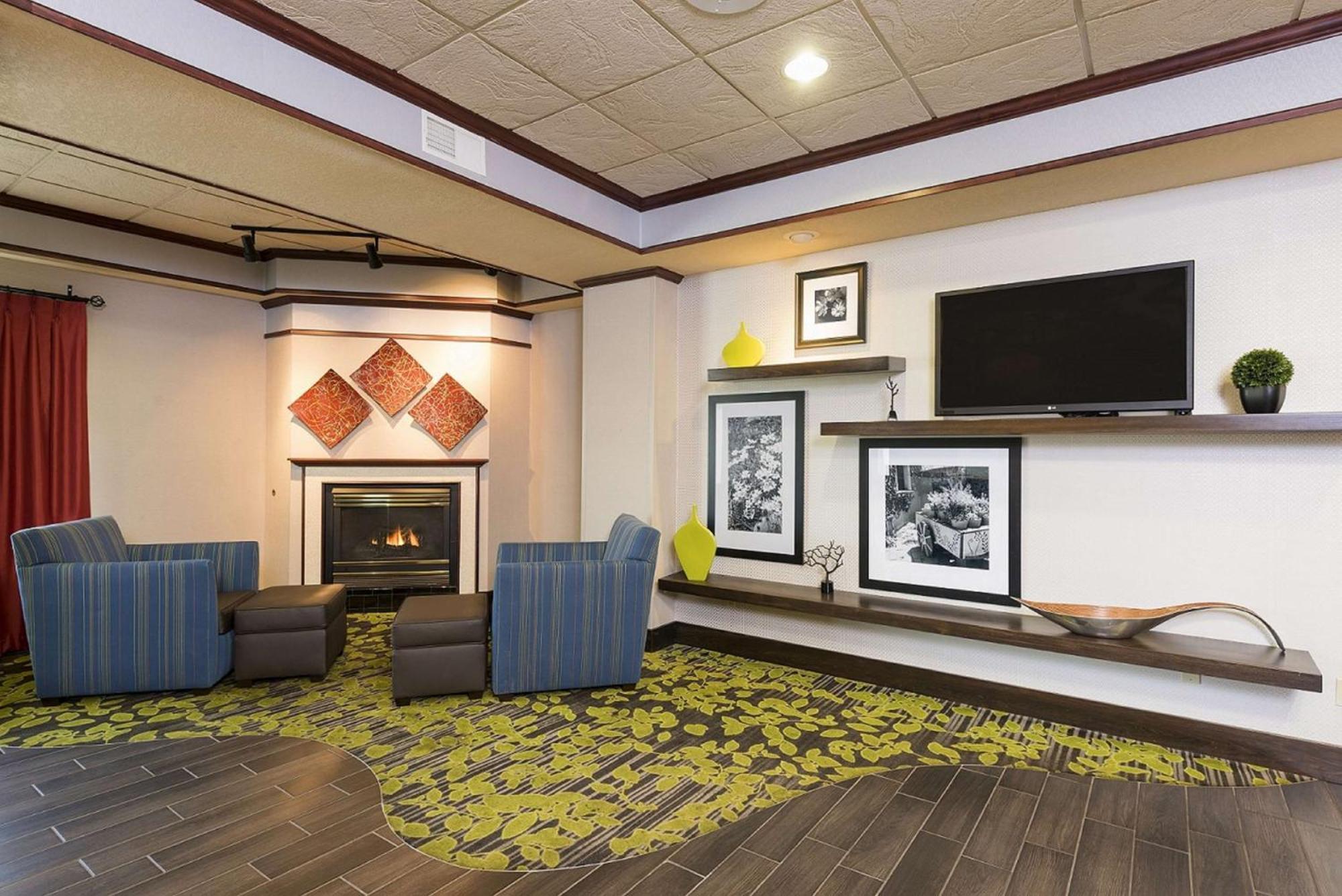 Hampton Inn Маунт Плезант Екстериор снимка